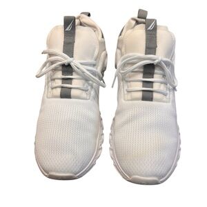 Nautica Chiatica White Sneakers Low Top Lace Up Shoes Women’s Size 9.5